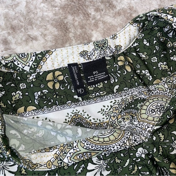 New Directions olive green floral & medallion print V neck Shift dress SZ SP - Picture 5 of 10